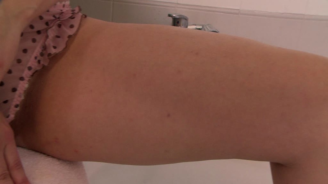 Bathtime Pleasures - Busty foot fetish Delight - PornWorld