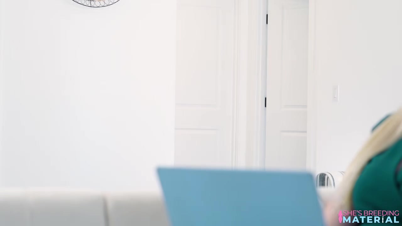 Hurry Cum Inside Me Before Dads Home - S1:E6