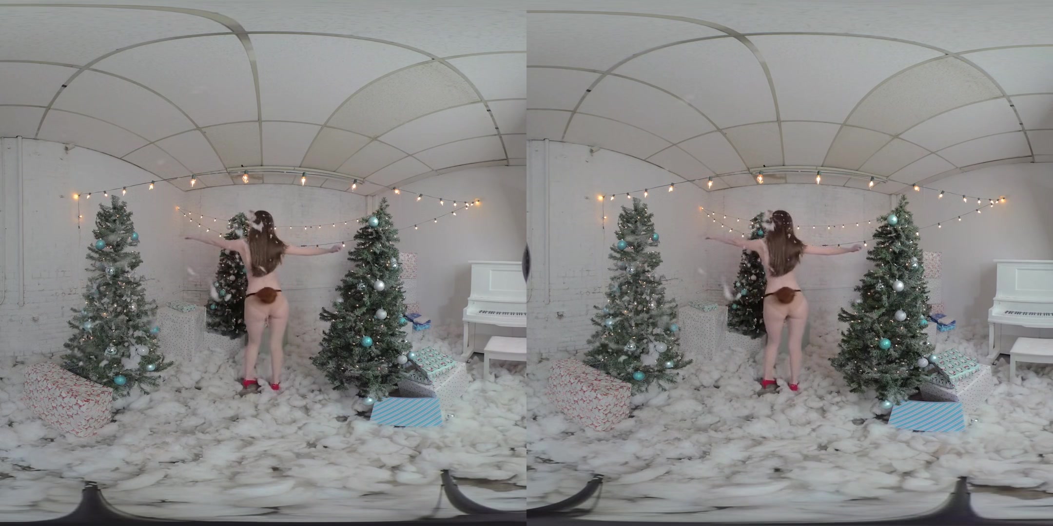 Reindeer - Beautiful Babe Solo Striptease - SexLikeReal