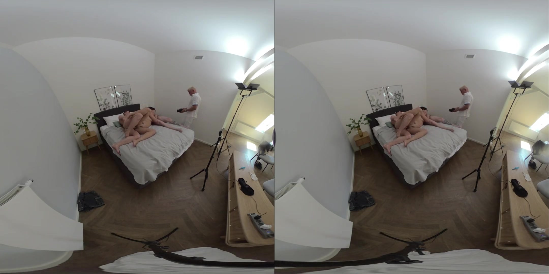 Lady Dee Behind The Scenes VR Part Two – Sexy Slut Screams