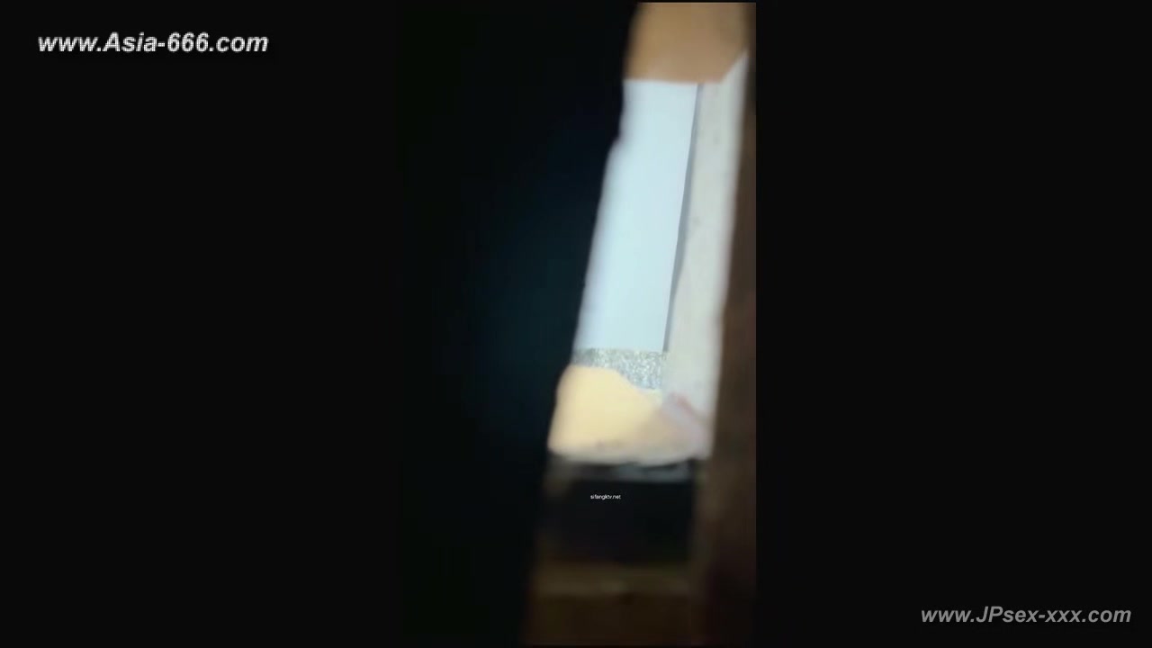 peeping chinese bath.82