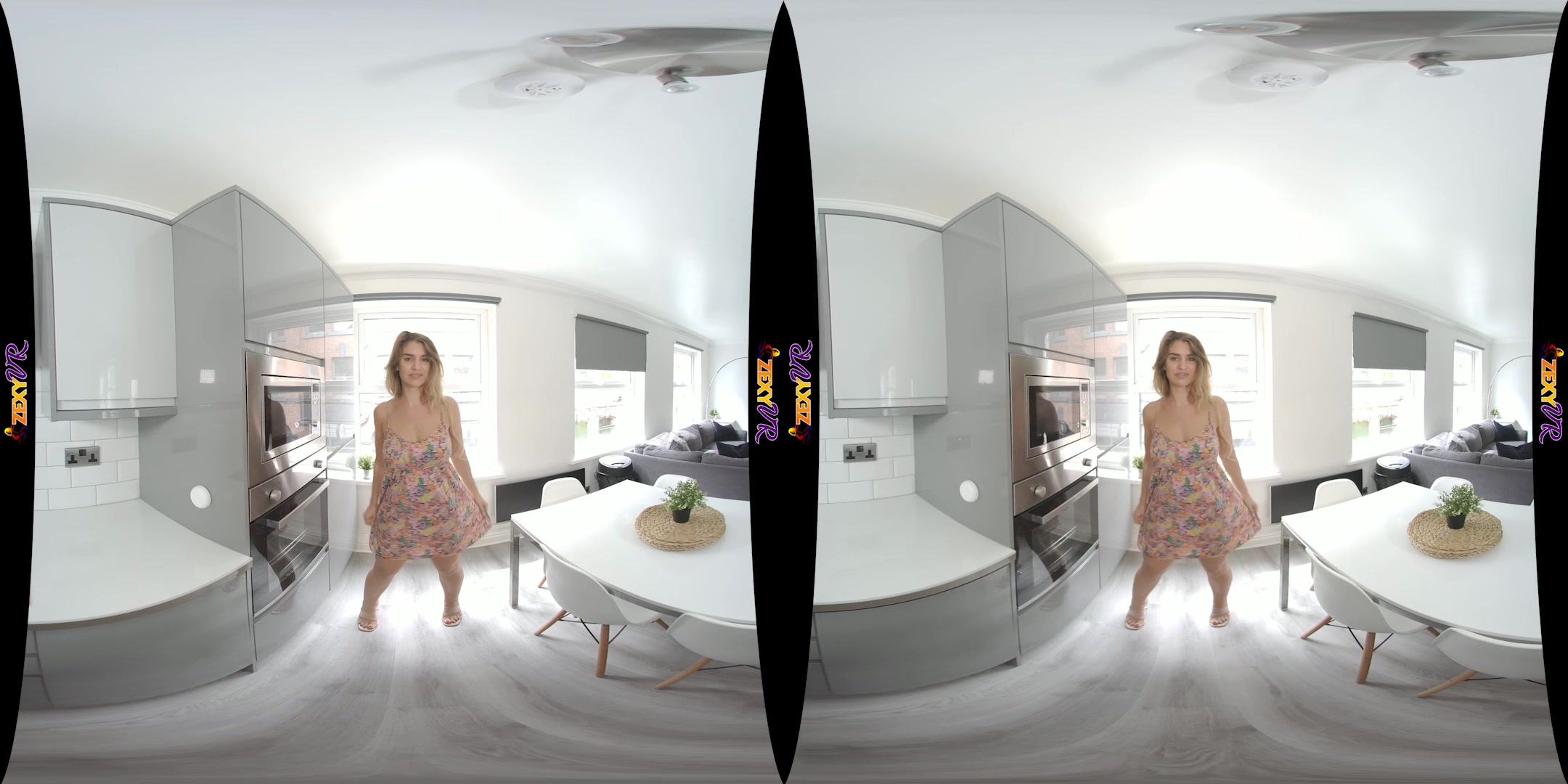 Sunny Striptease featuring Katie Louise - ZexyVR