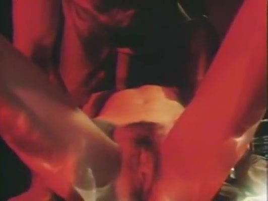 Samantha Fox, Molly Malone, Don Peterson in vintage porn scene