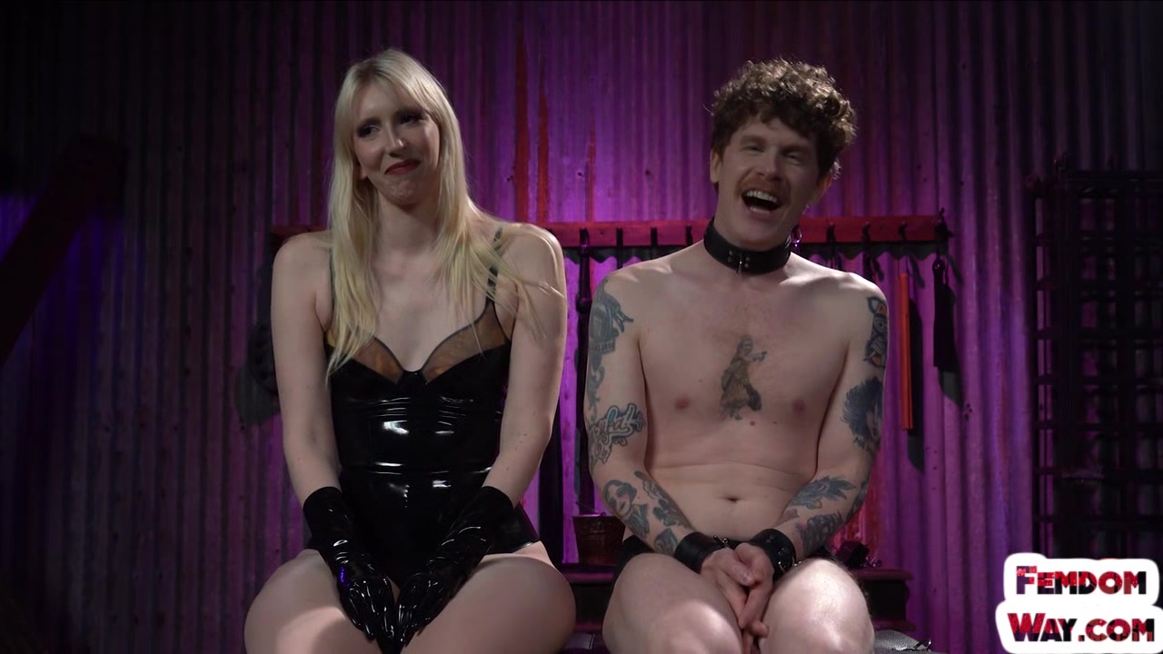 BDSM latex femina spanking nylon sissy after boots licking