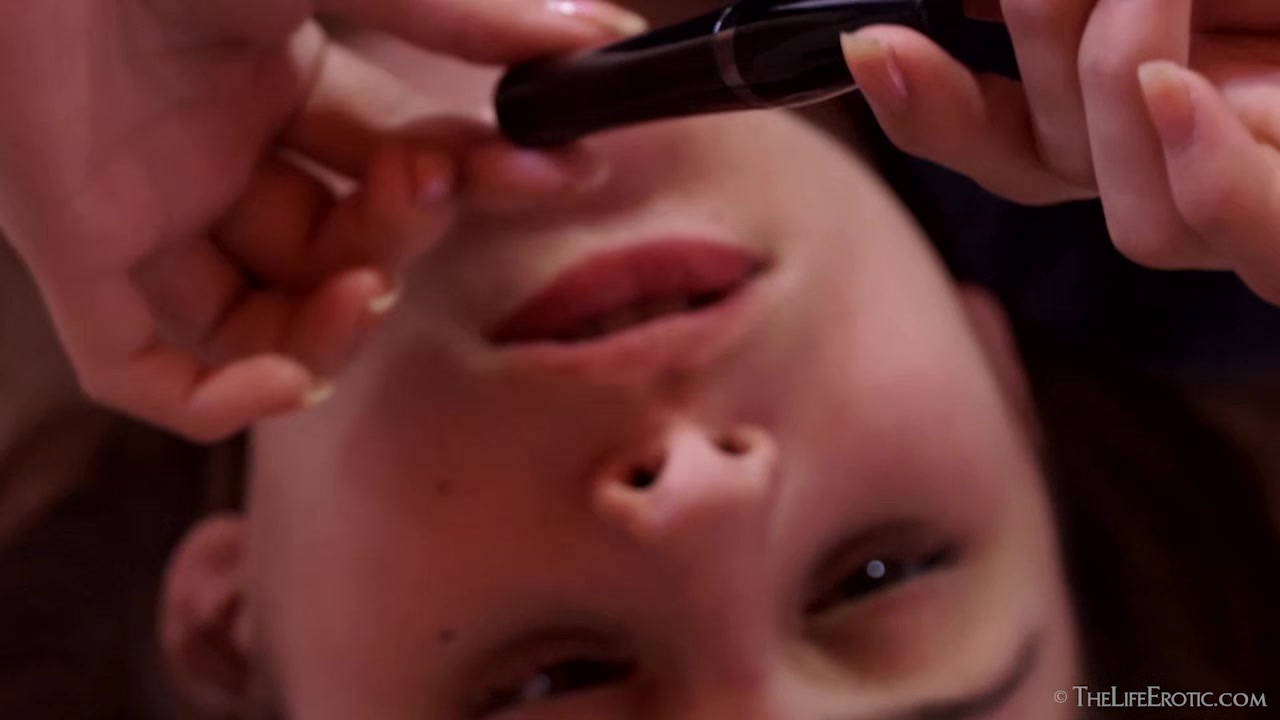Simple Pleasures 2 - Clara D - TheLifeErotic