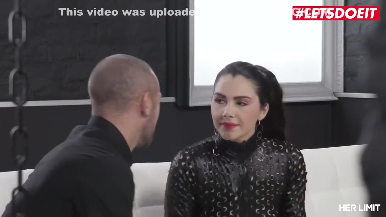 Pawg Slut Takes A Huge Cock In Her Ass And Mouth With Her Limit And Valentina Nappi