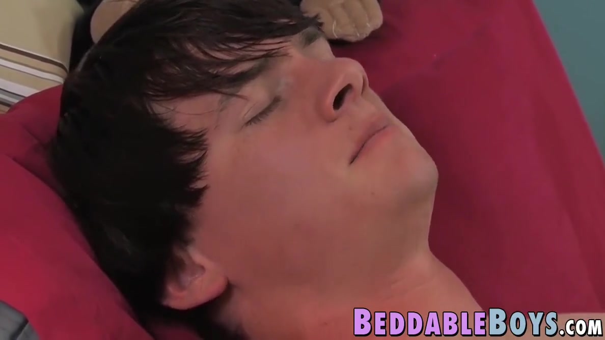 Robbie Hart And Jeremy Sommers In Friends And Anal Breed And Cum