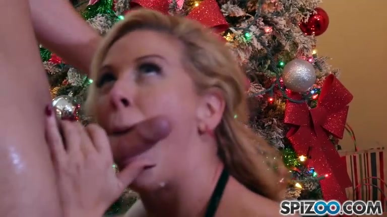 Cheire Deville Is Miss Claus