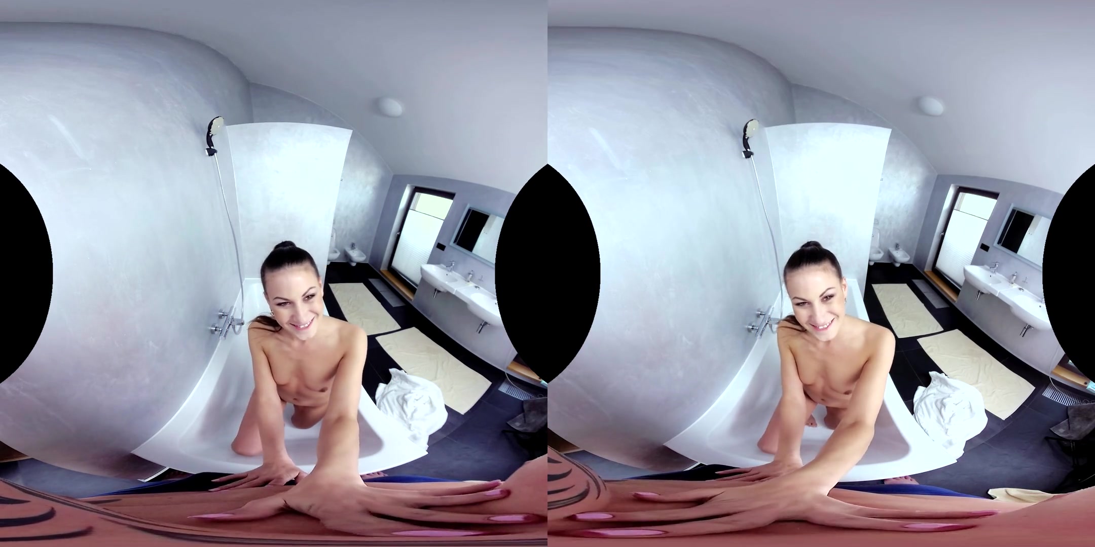 Ander Ways in Piss In Her Mouth - CzechVRFetish