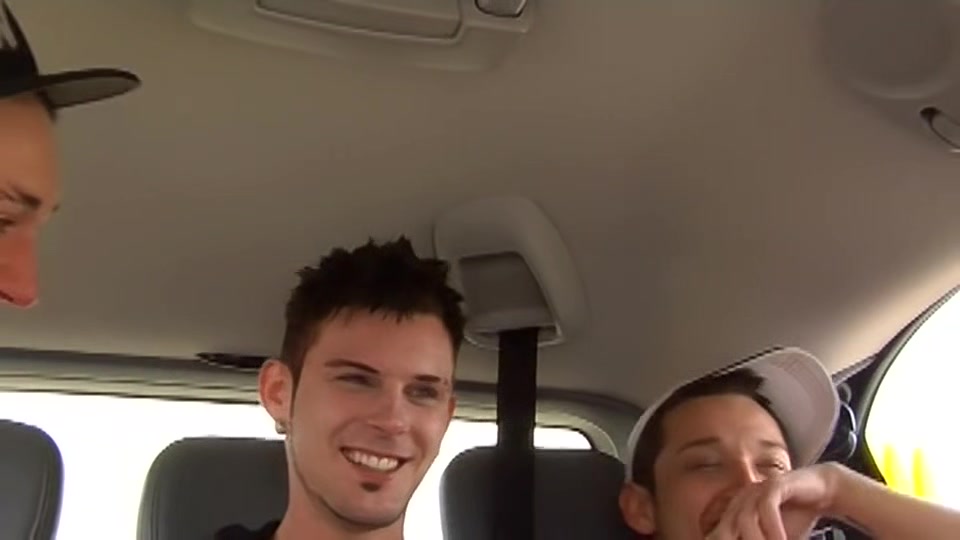 Picking Up A Bottom To Fuck - Kristian Kerner, Adam Watson & Callum Baxter