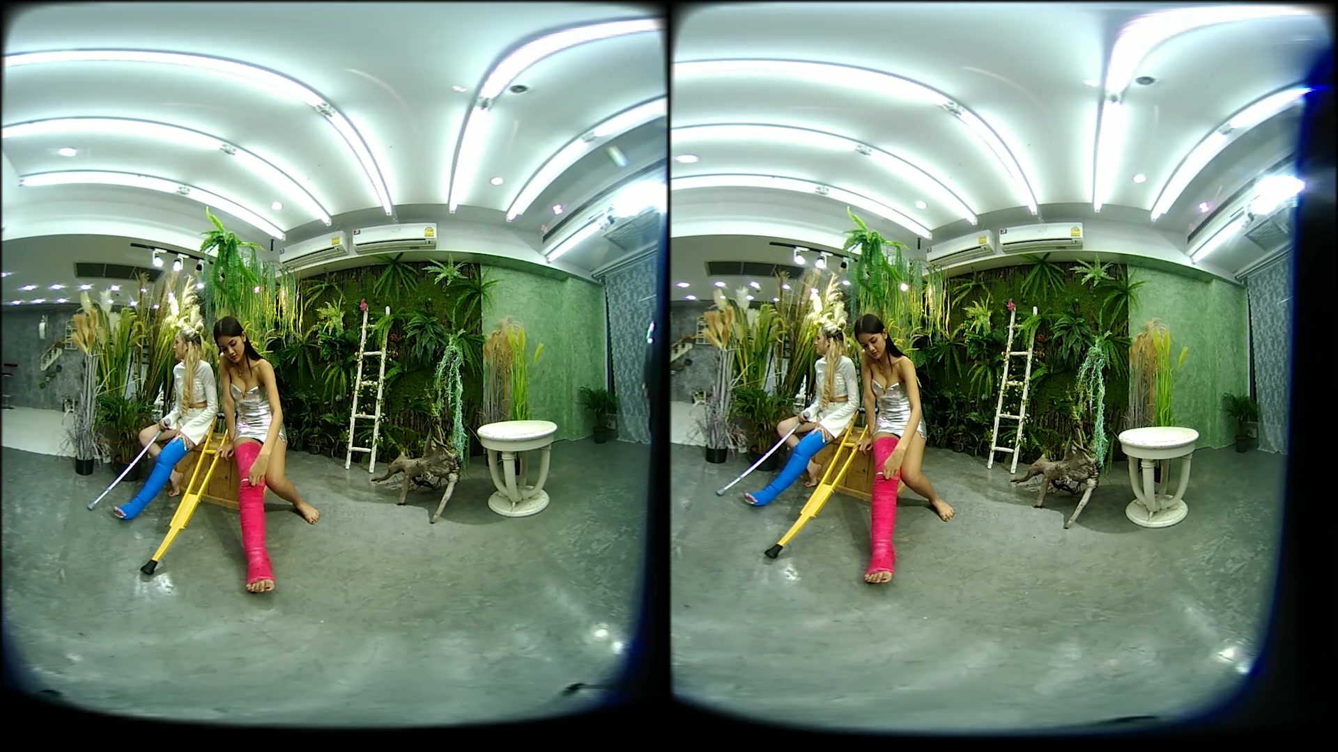 2 Girls With Long Cast Leg Visit A Flower Store 2 - VRpussyVision