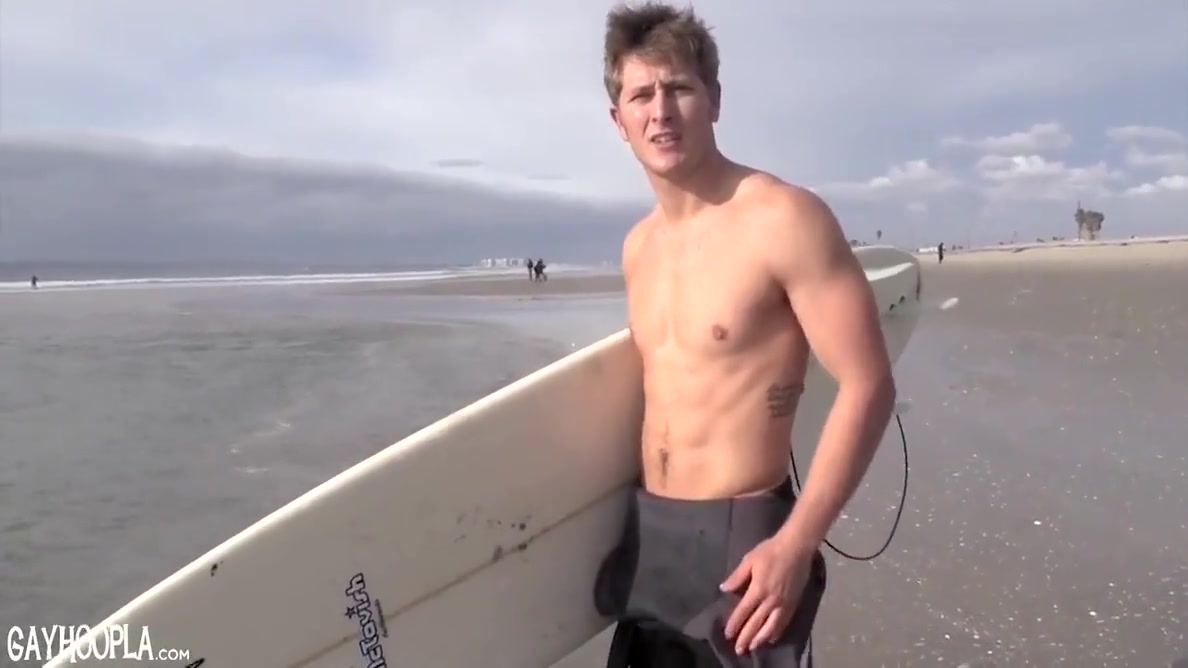 New Blonde Beach Boy With Brandon Parker
