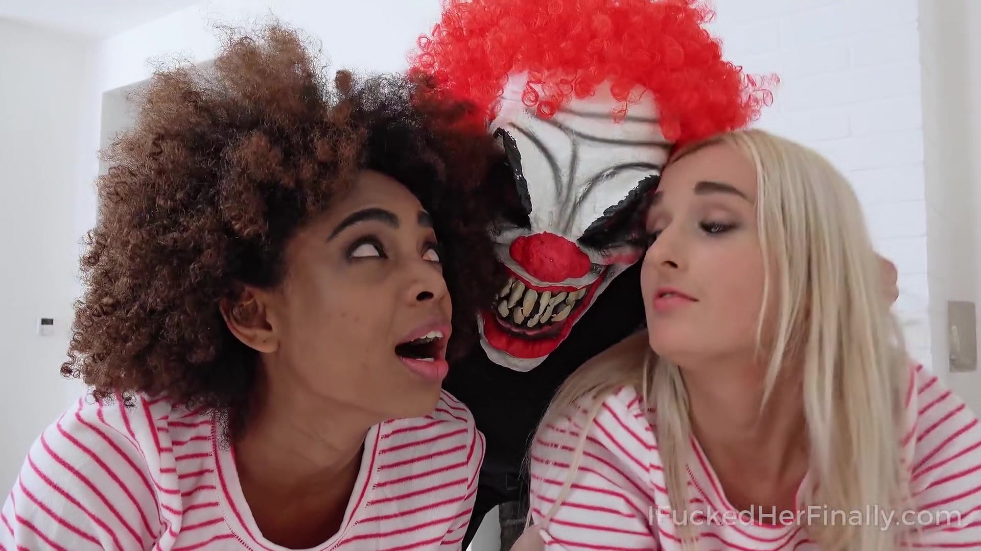 I Fucked Her Finally - Bisexual chicks ride an evil clown