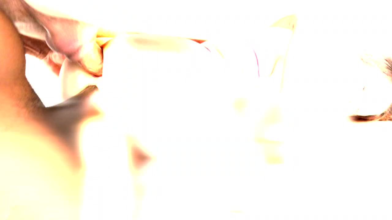 Piss drinking slut Lenna Ross first time to Gonzo with 4on1 Airtight