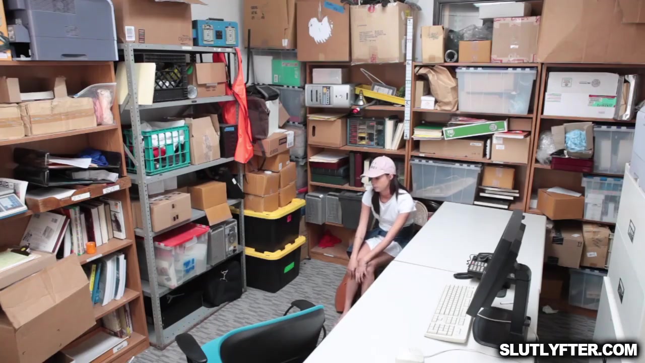 Suck The Officers Big Cock - Carolina Sweets