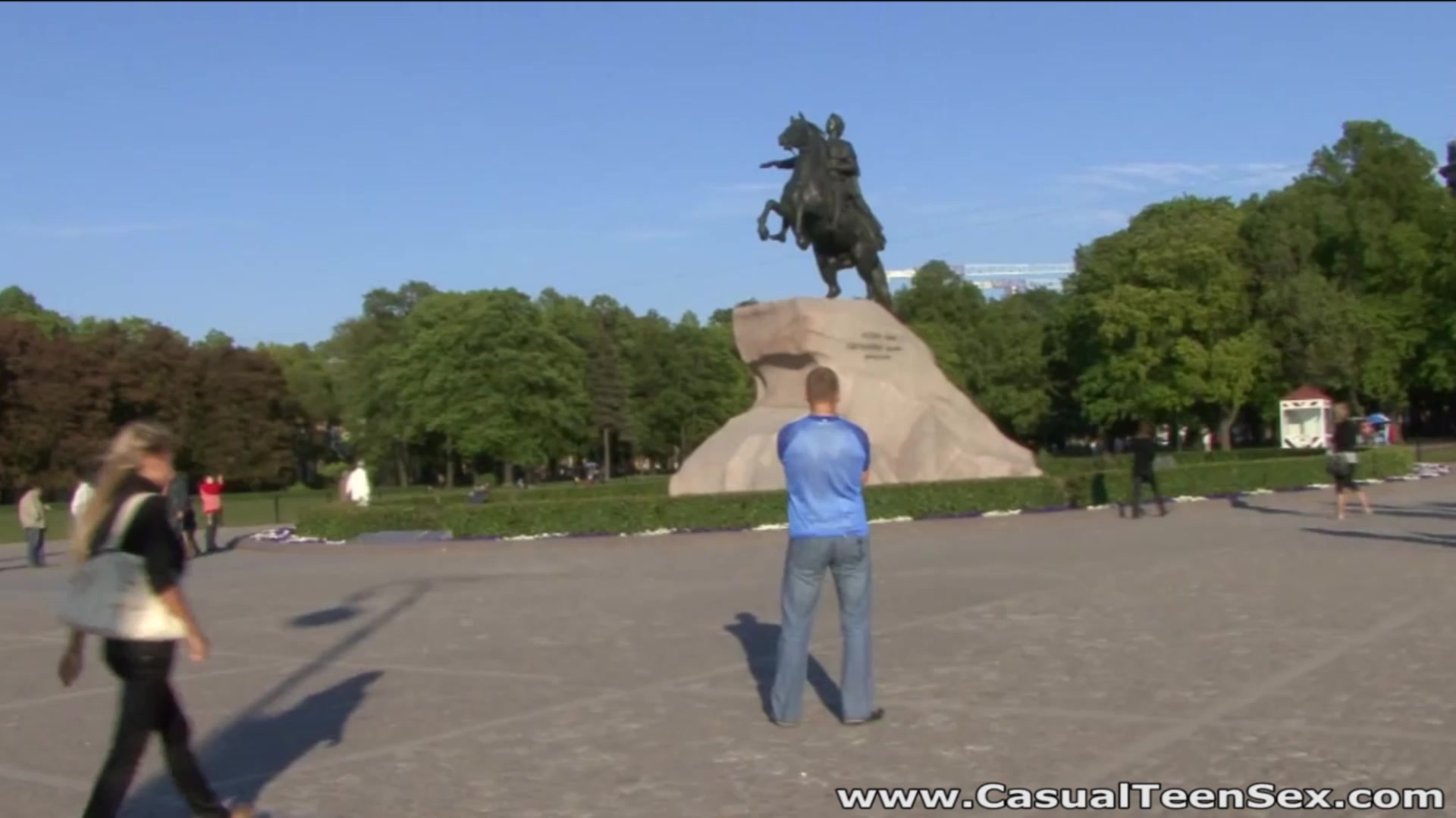 Casual teen 18+ Sex - Yana - Sex on a sightseeing tour
