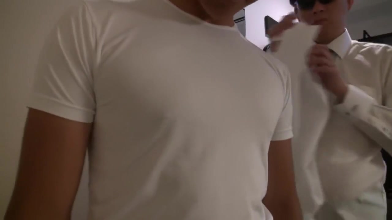 Elite office worker ejaculates by being erotic by men
