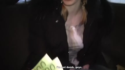 Youthful angel screwed in the car for 300 euros