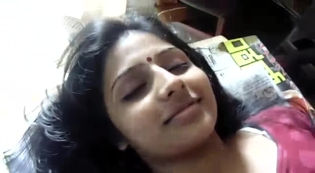 Indian Girl Homemade MMS Porn - IndianHiddenCams