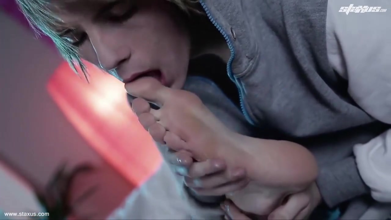 Tim Walker In Worshipping Toes