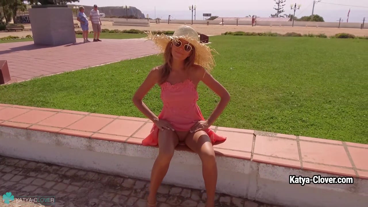Katya-Clover - City Walk
