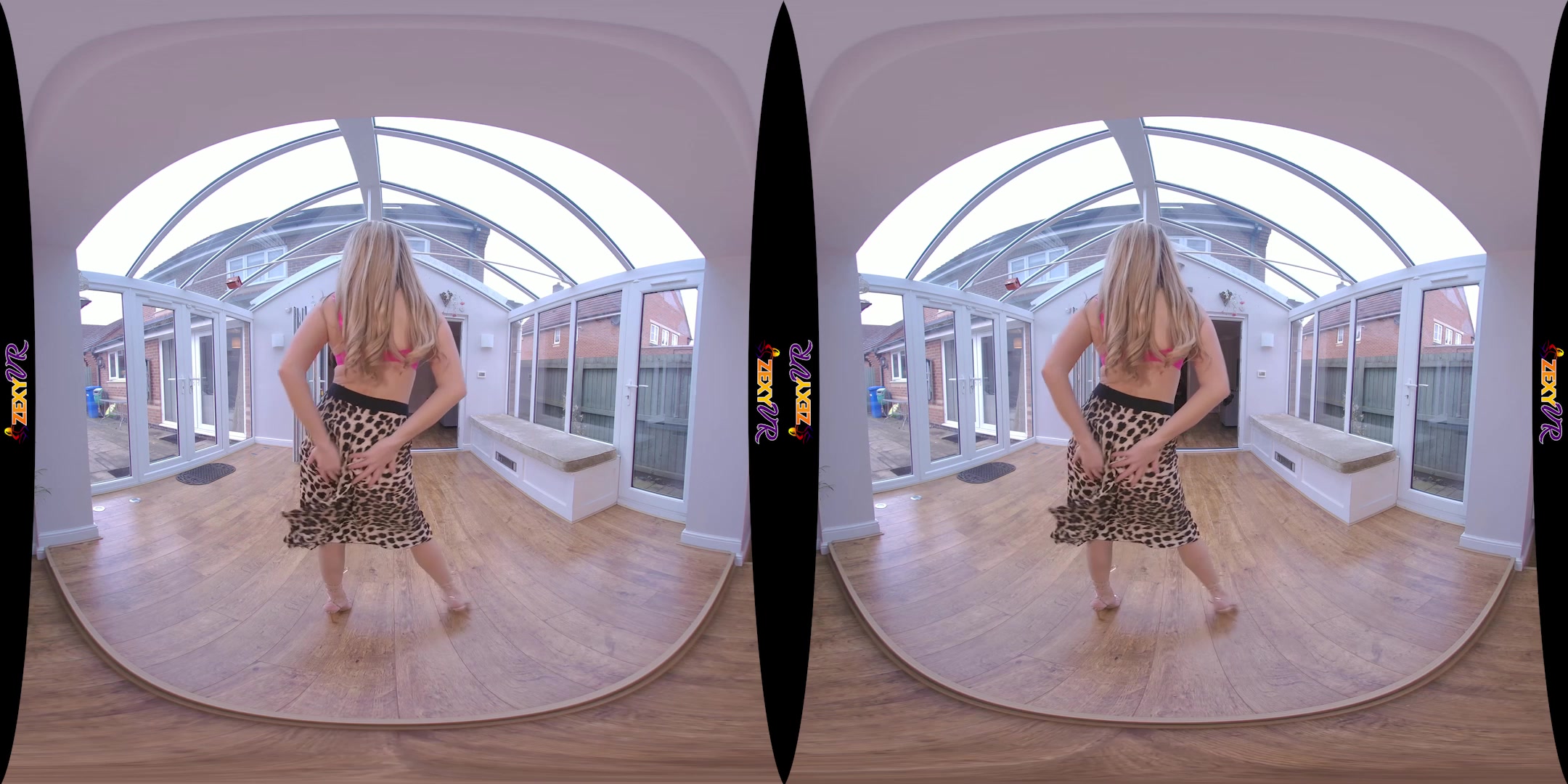 Get Me Horny featuring Minnie - ZexyVR