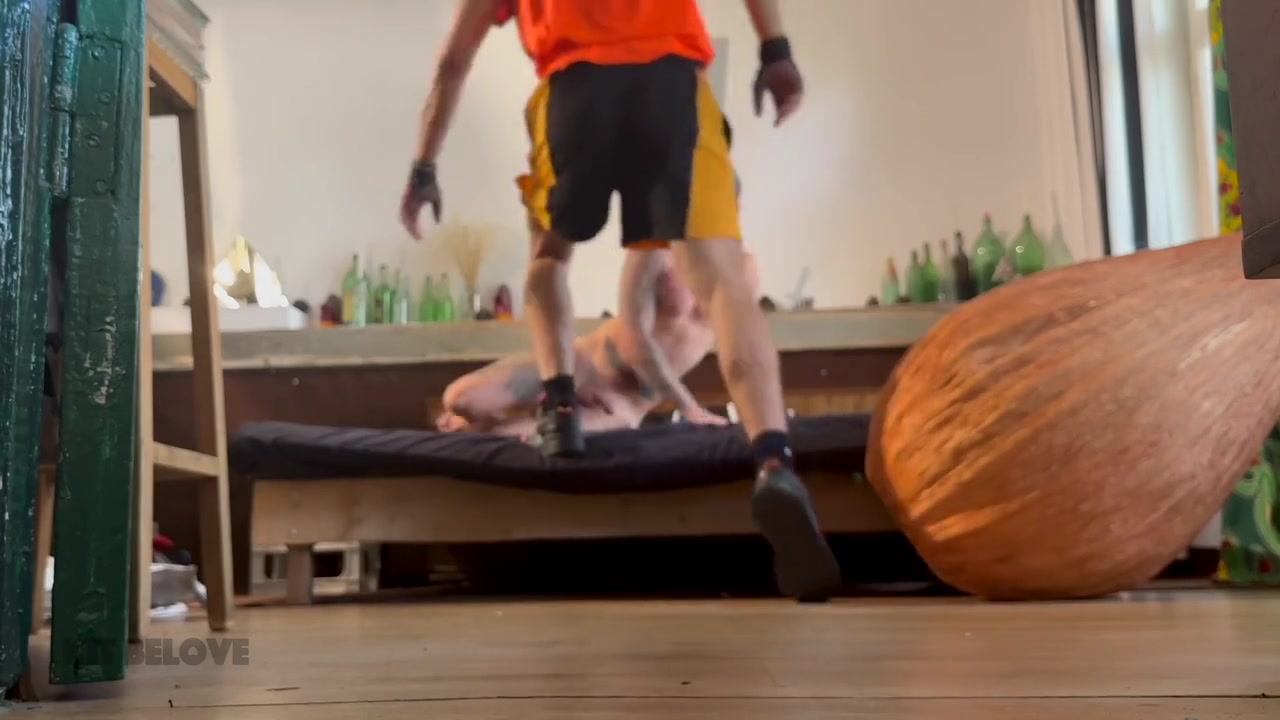 Kit Belove - Delivery Courier Fucked Client Hard. Powerful Sex Of