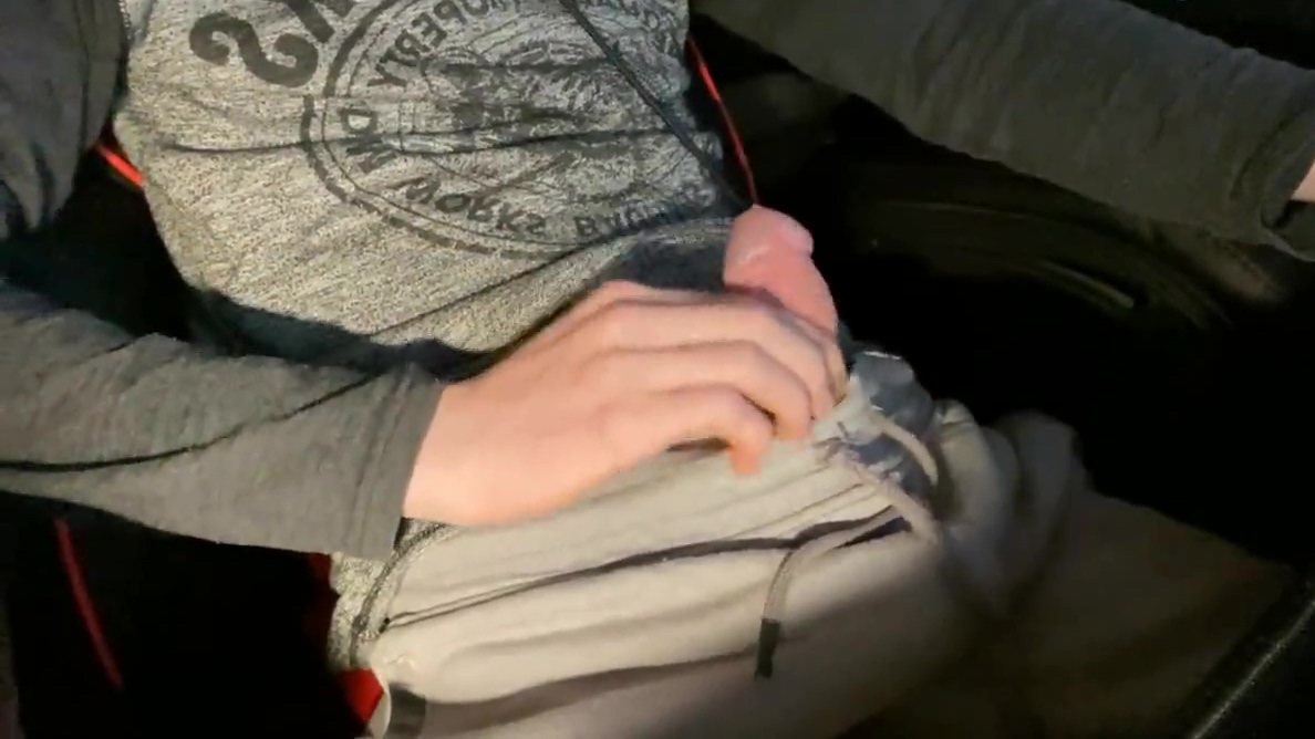 Handjob On Cam-320