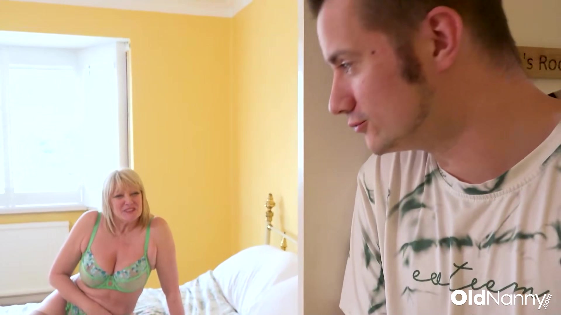 British Sam Bourne And Amy Goodhead In Intense Bedroom Action