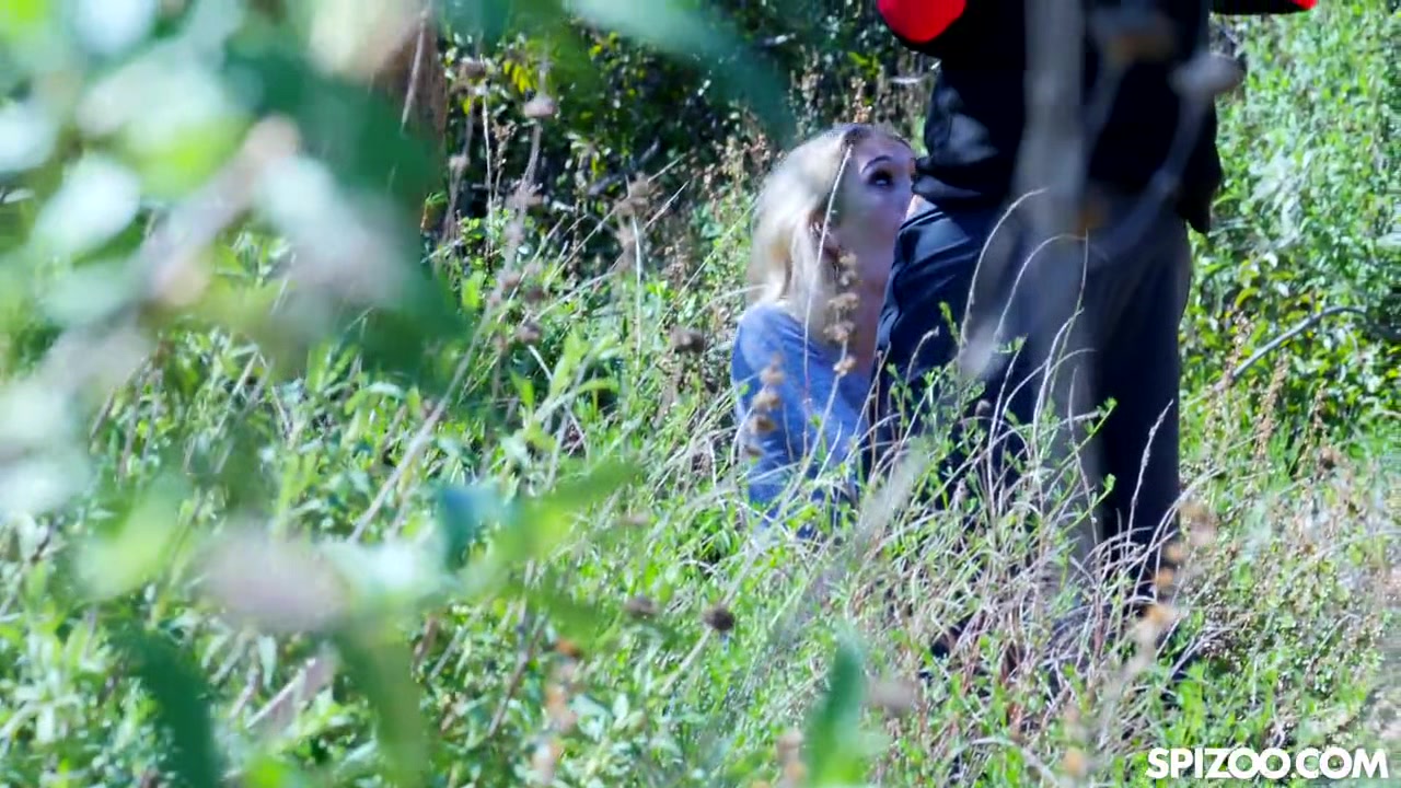 Blonde Sky Pierce Gets pounded On Outdoor Hike