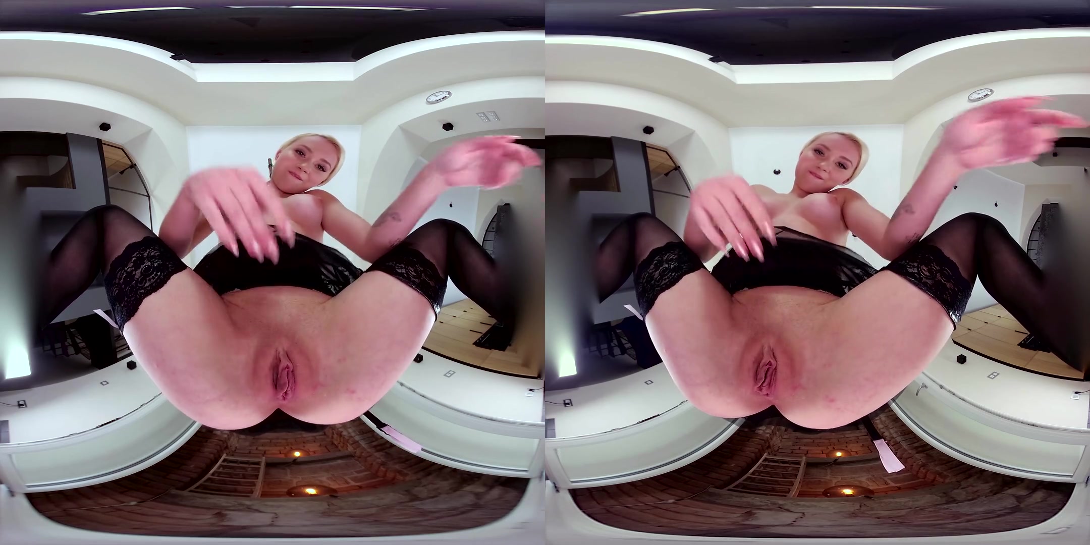 Pussy on Your Face - SexLikeReal