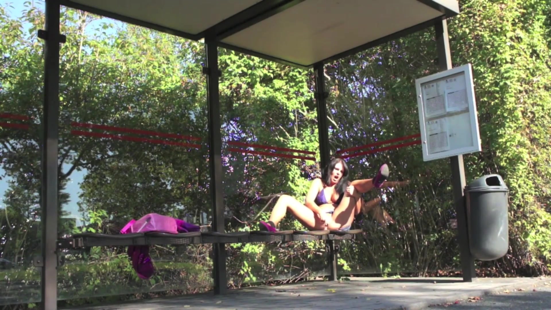 Outdoor Sex & Public Porn - Freche Titten In Der –Ffentlichkeit