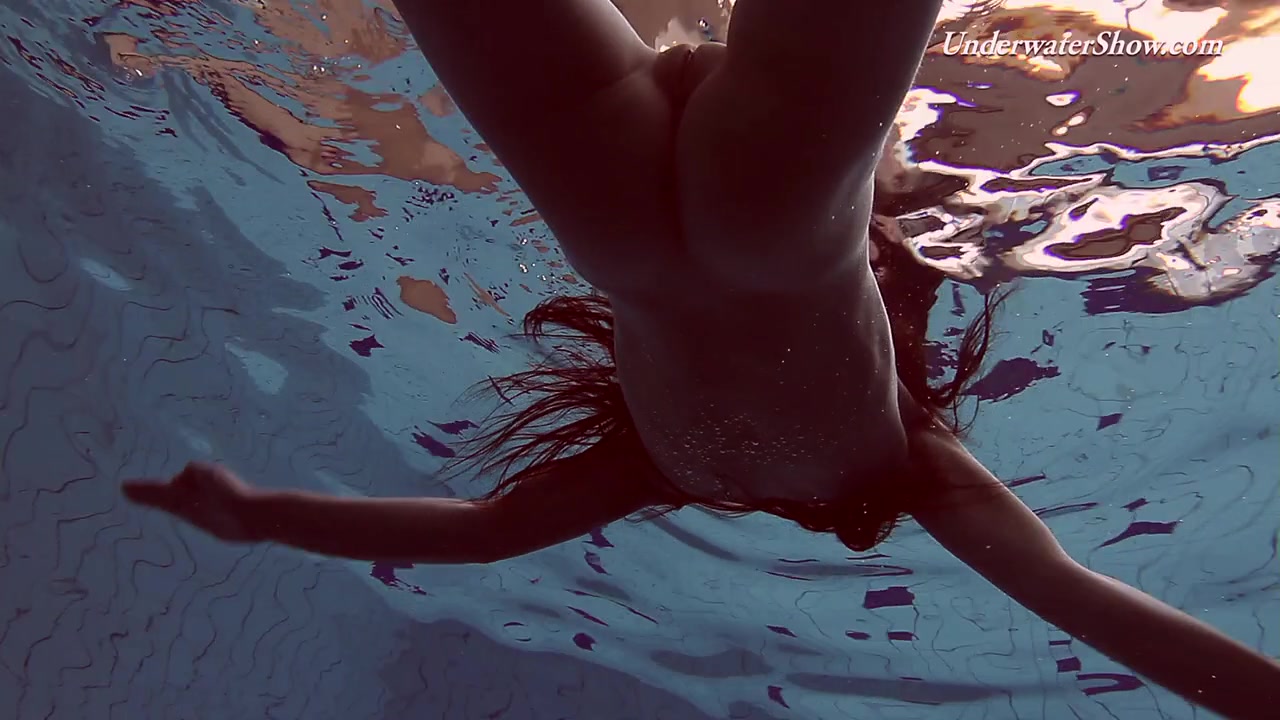 UnderwaterShow Video: Liza Rachinska