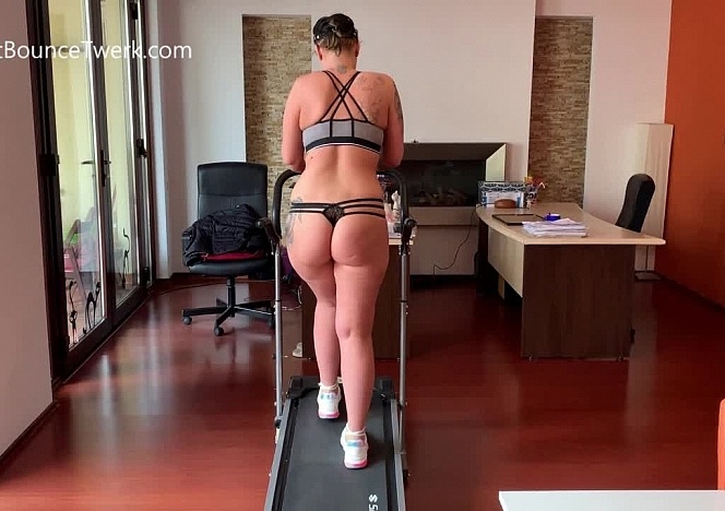 Twerk Diva Ass Cheeks Out on Treadmill - BigButtBounceTwerk