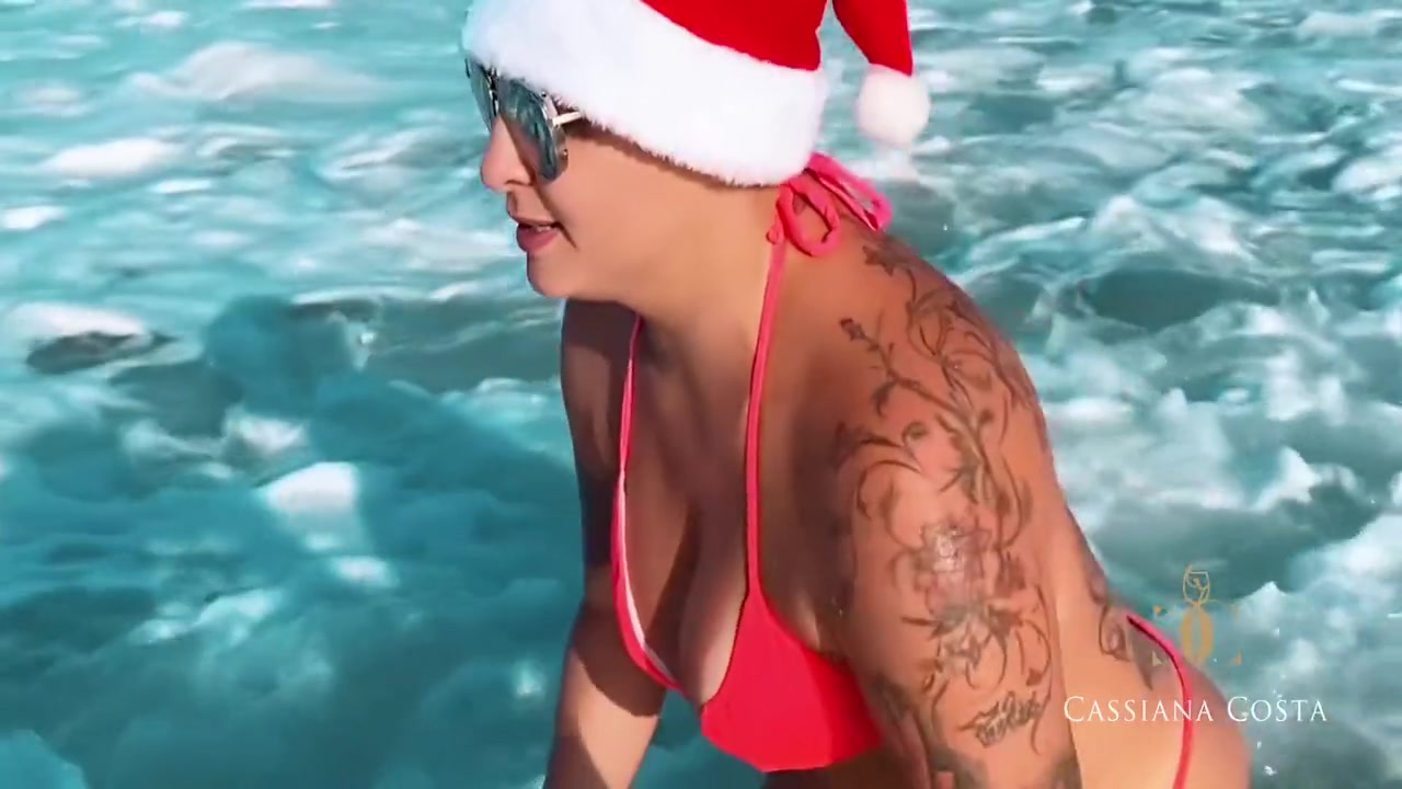 Eu Acabei Virando A Comida Nessa Natal... 6 Min