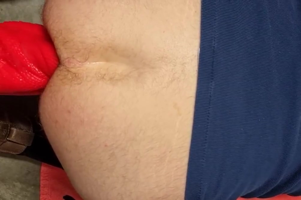 Str8 Aussie Plowed By Hankeys Cobra Xxl On Fucking Machine