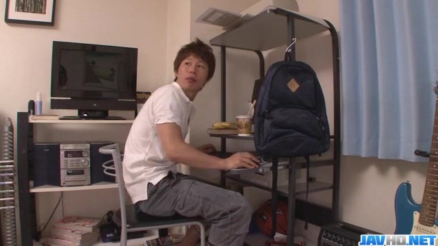 Yui Hatano uses her lips to - More at javhd.net