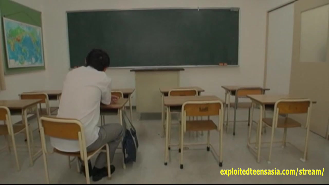 Haruhi Kotone Femdom Idol Pisses In Guys Mouth Then Makes Him Lick It Off Floor She Loves Being In Control