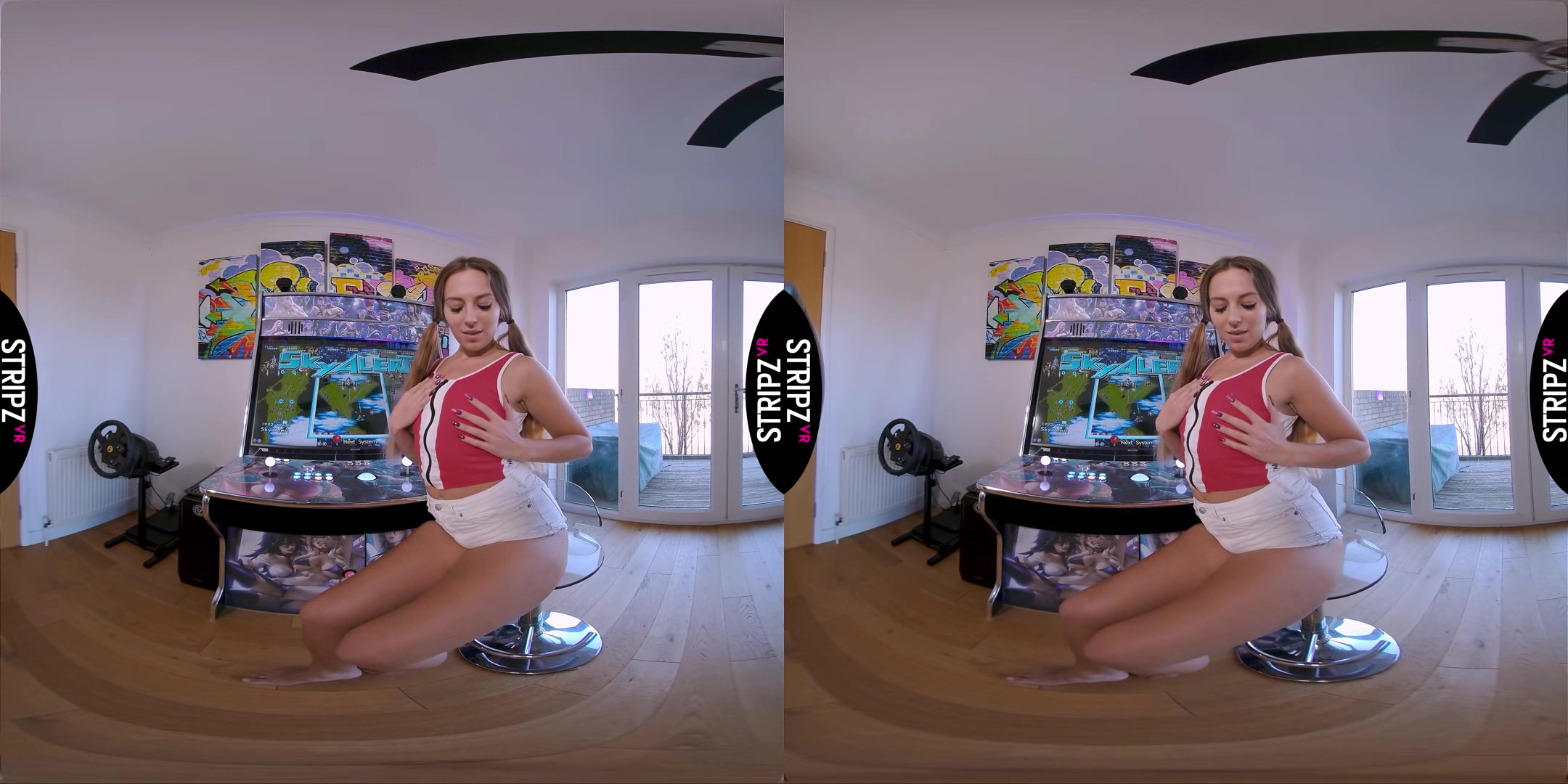 Squeeze - Hd Vr Striptease - Stripzvr
