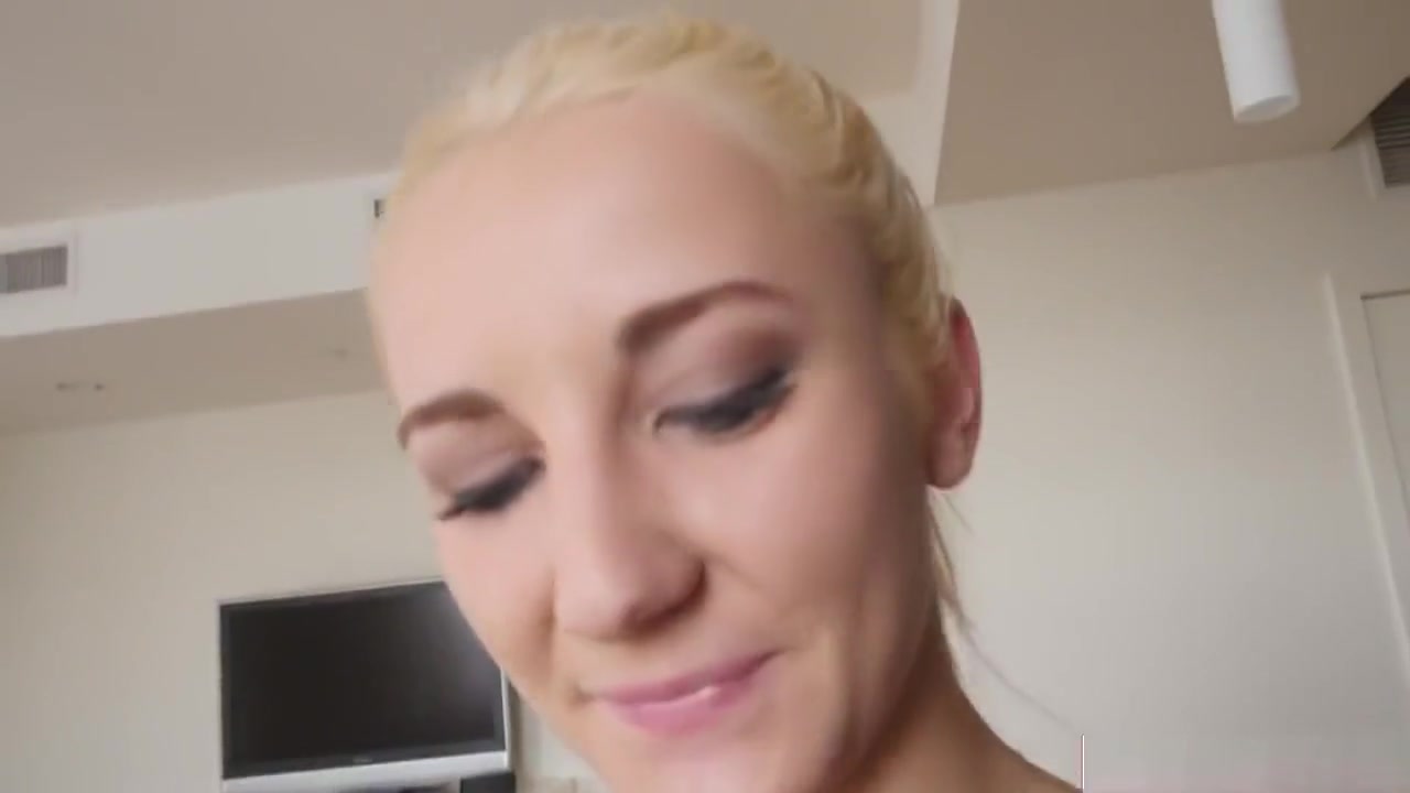 He Can Not Resist His Nubile Stepsister Jade Amber