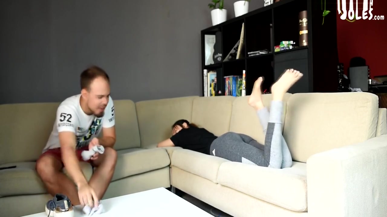 Sweaty Asian Feet, Socks And Shoes Smelling