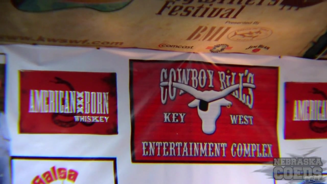 Beautiful Street Flashers Fantasy Fest 2018 And Wet T Contest At Cowboy Bills - NebraskaCoeds