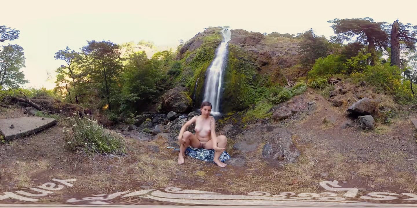 Horny Hiker Caliope Cums Hard