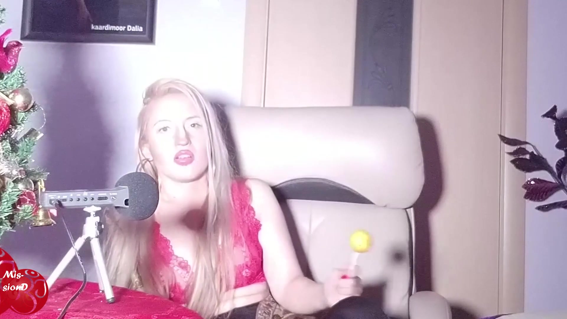 Lollipop Licking And In Russian Speaking - Sex Movies Featuring Findom Goaldigger