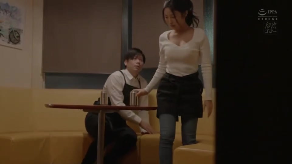 08153, Married woman x cheating