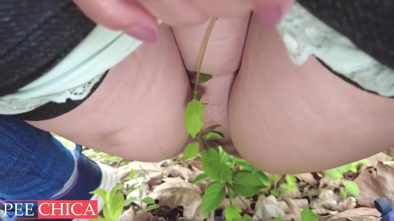 Desperate Pissing Outdoor. Helping Tree Grow
