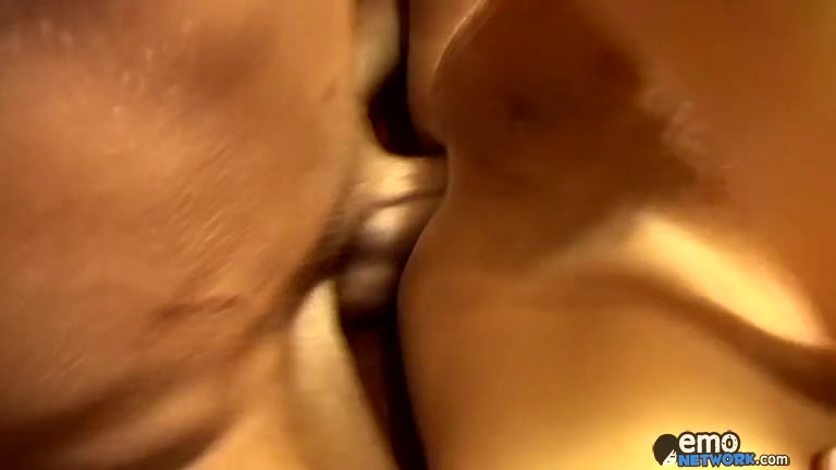 Emo Boys Bareback Fucking - Dillon Samuels And Kyros Christian - ExposedEmos