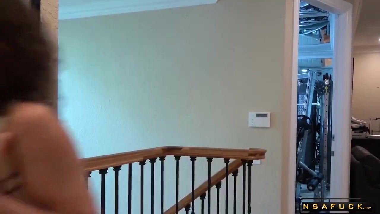 Thick Arse Stepsis And Step brother Caught By Other