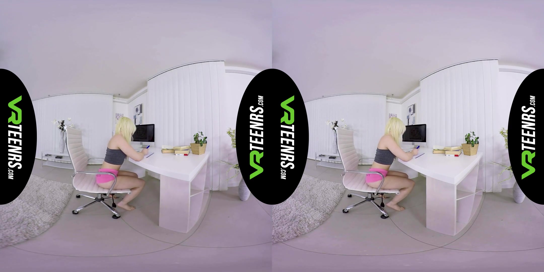 Anna Rey in Petite teen 18+ Masturbating In The Office VR - VRTeenrs