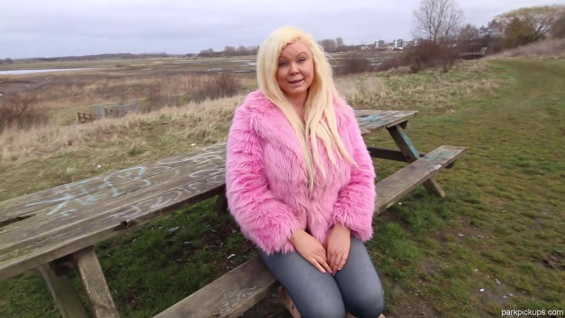Barbie Swede Suck Cock In Public - Sex Movies Featuring Svenskporr